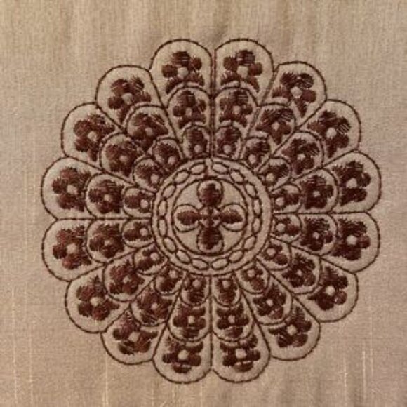 2 Beautiful Khaki Silk Embroidered Pillows With Down/Feather Insert’s - Picture 3 of 5